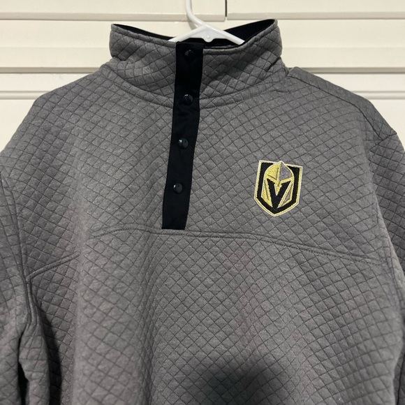 BRAND NEW- Vegas Golden Knights Waffle Pullover - Picture 4 of 7